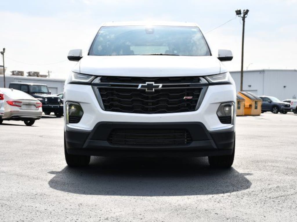 Used 2023 Chevrolet Traverse RS SUV