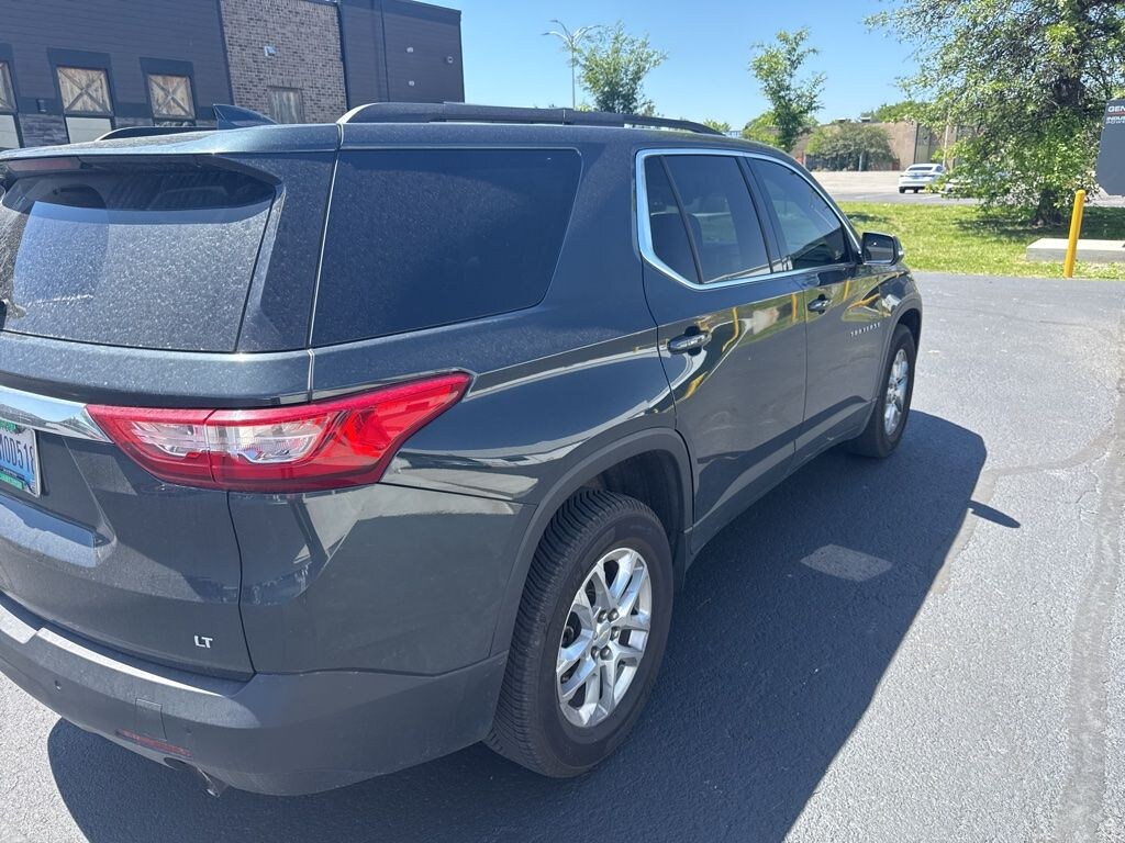 Used 2021 Chevrolet Traverse LT SUV