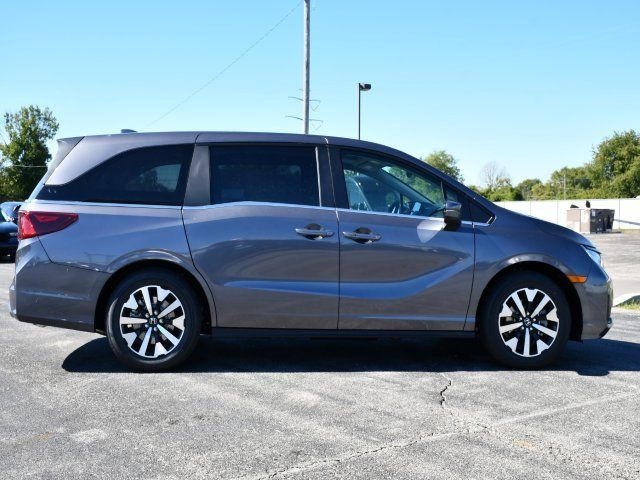 2026 Honda Odyssey EX-L - Photo 8