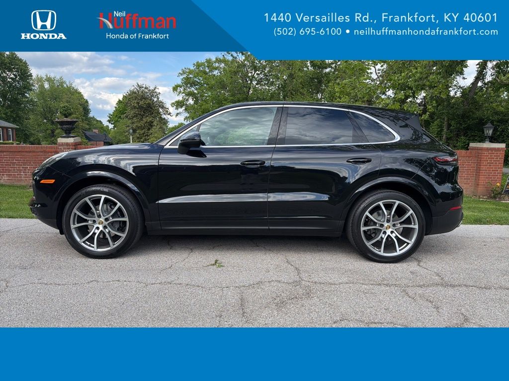 2020 Porsche Cayenne Base