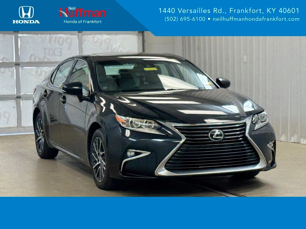 2016 Lexus ES