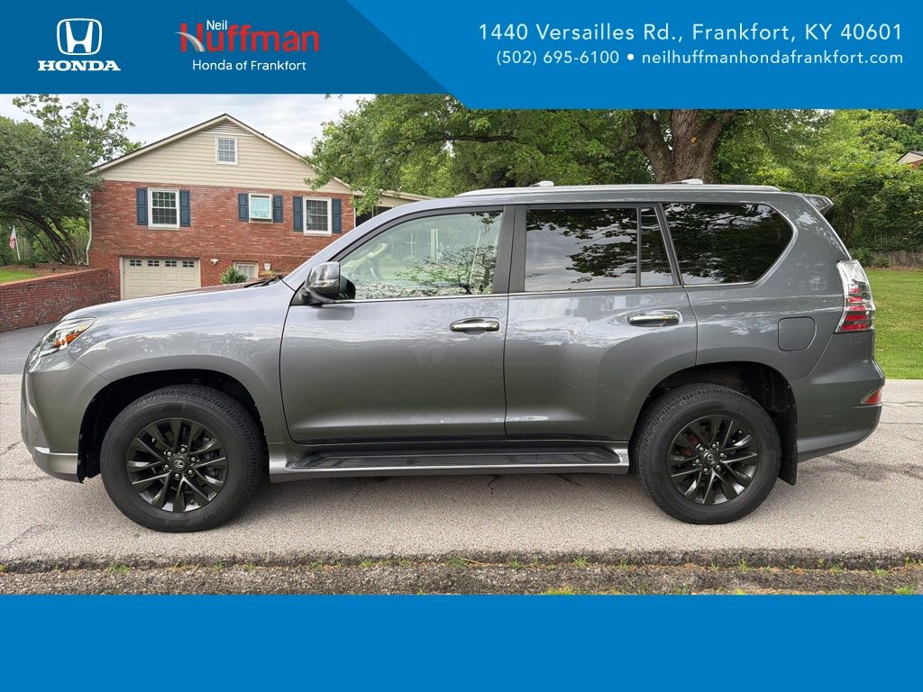 2020 Lexus GX 460 460 PREMIUM's photo