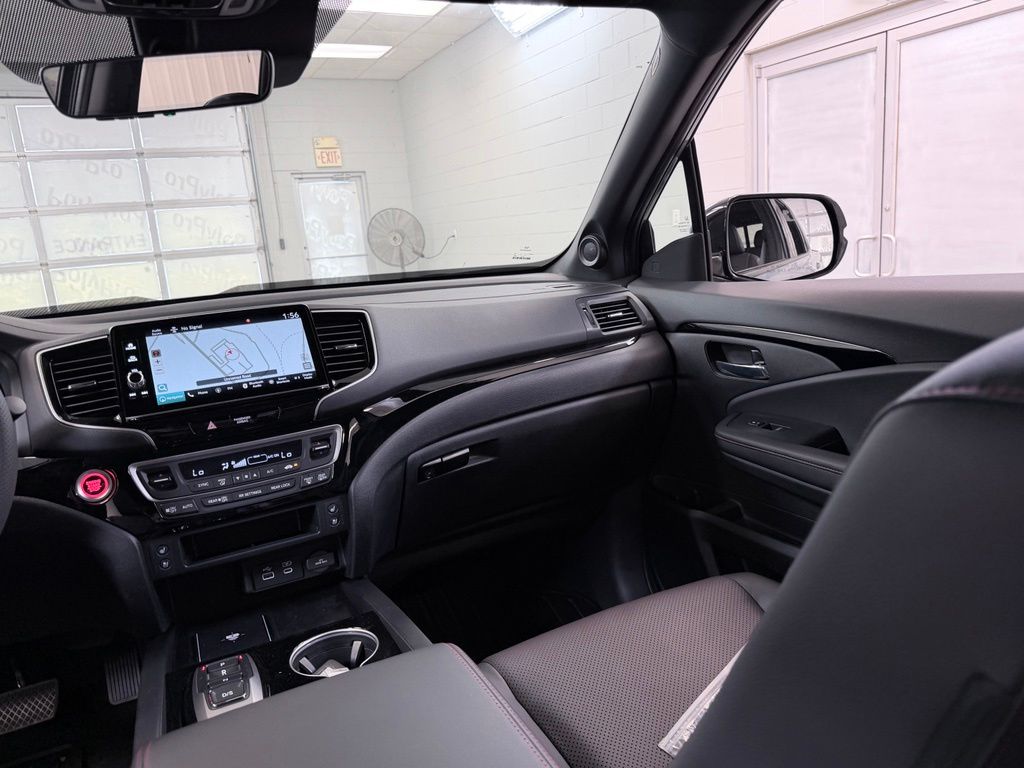 2026 Honda Ridgeline Black Edition - Photo 33