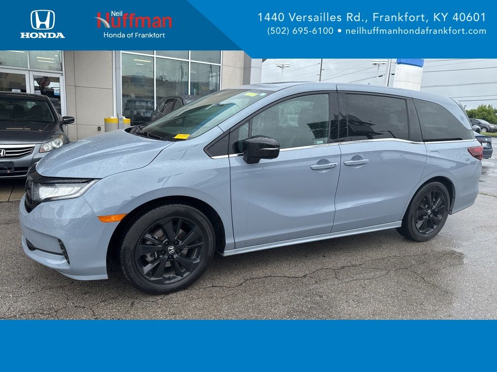 2023 Honda Odyssey SPORT's photo