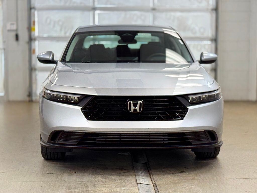 New 2025 Honda Accord LX Sedan