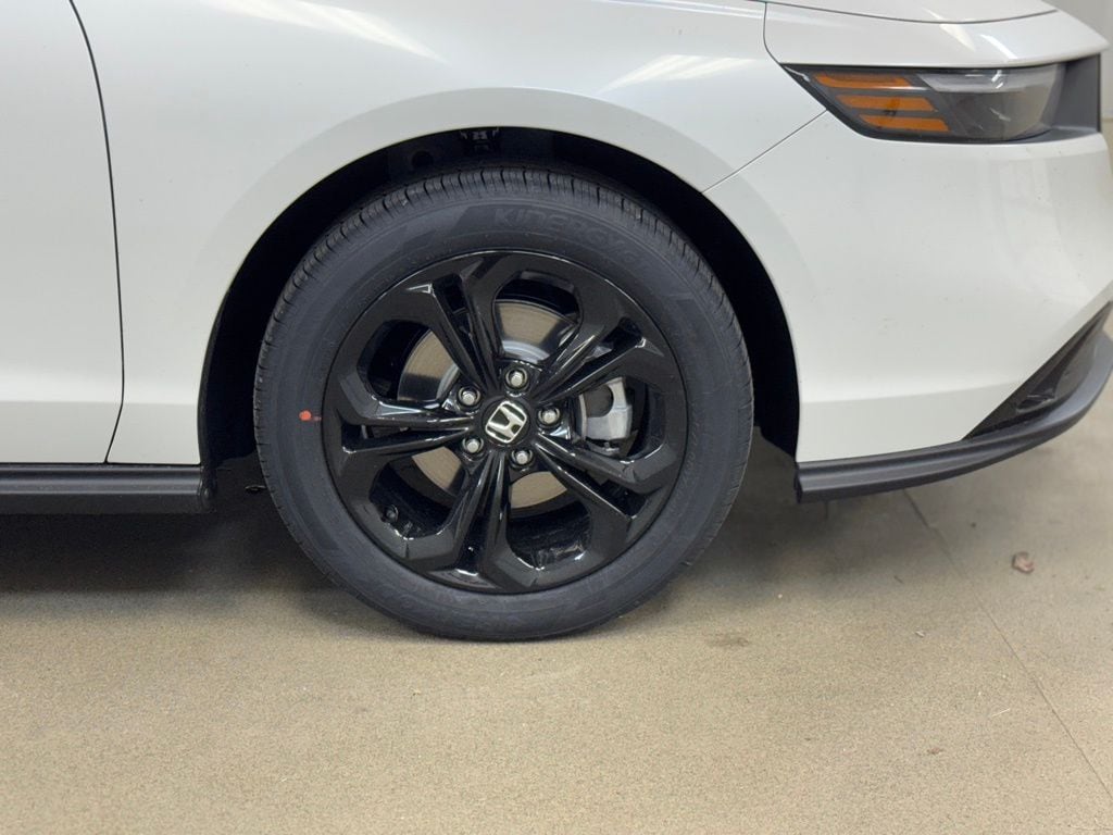 Used 2025 Honda Accord SE Sedan