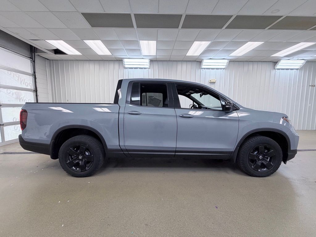 2026 Honda Ridgeline Black Edition - Photo 6