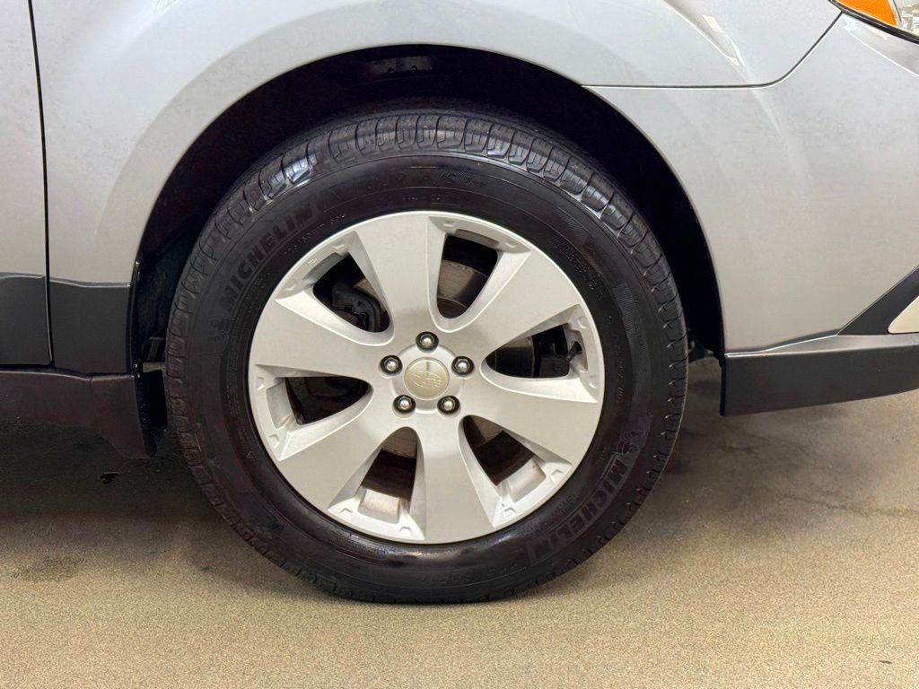 Used 2010 Subaru Outback 2.5i Premium SUV