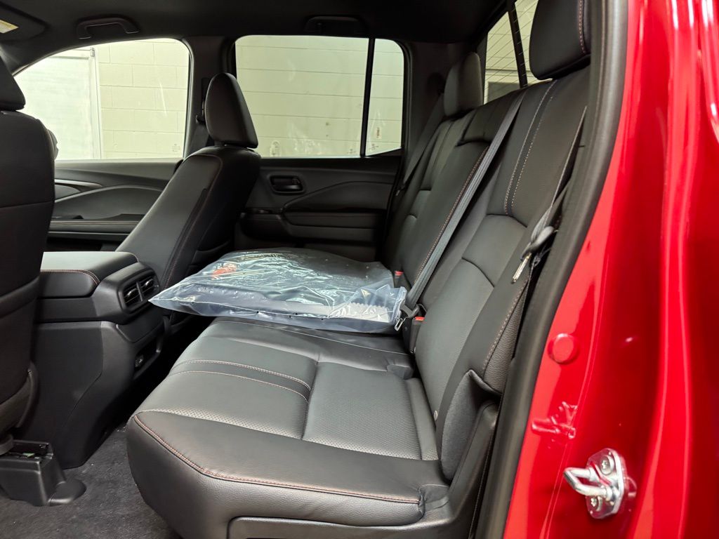 2025 Honda Ridgeline TrailSport - Photo 17