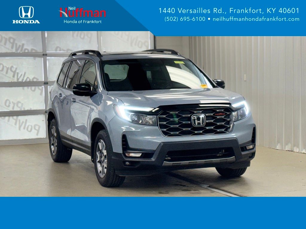 2022 Honda Passport 3.5 TrailSport 4WD Auto's photo