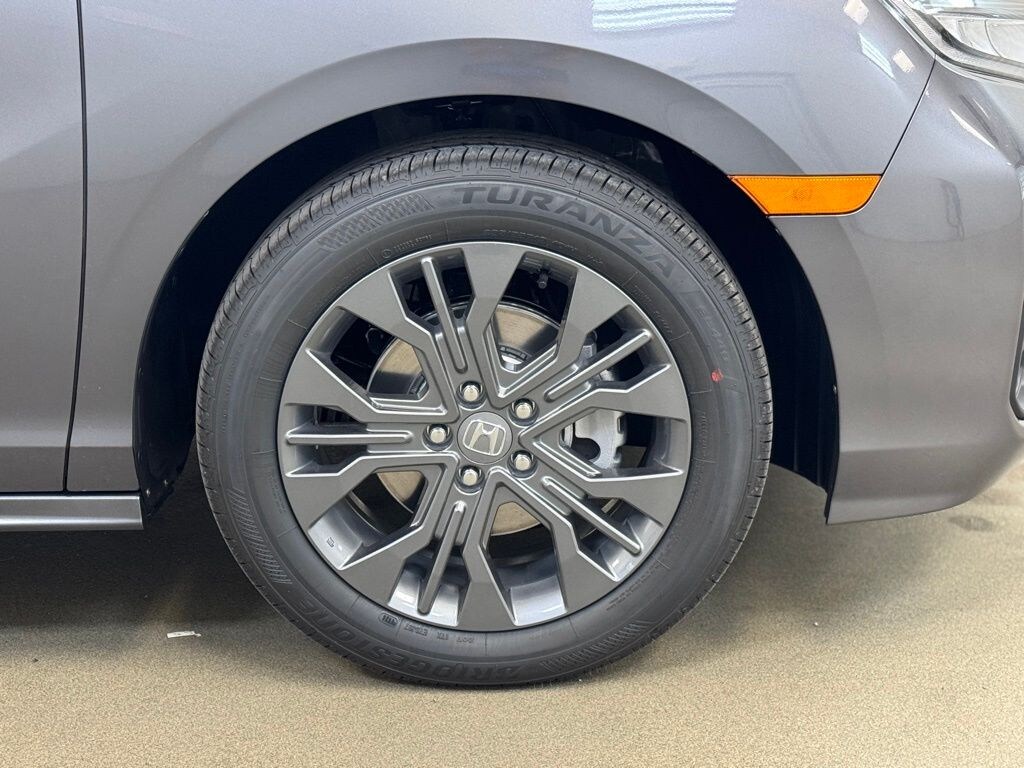 New 2026 Honda Odyssey Touring Minivan/Van