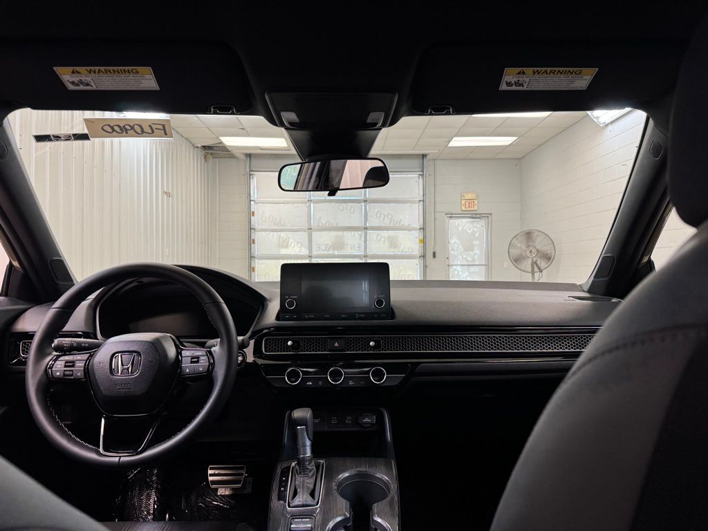 2025 Honda Civic Hatchback Sport - Photo 16