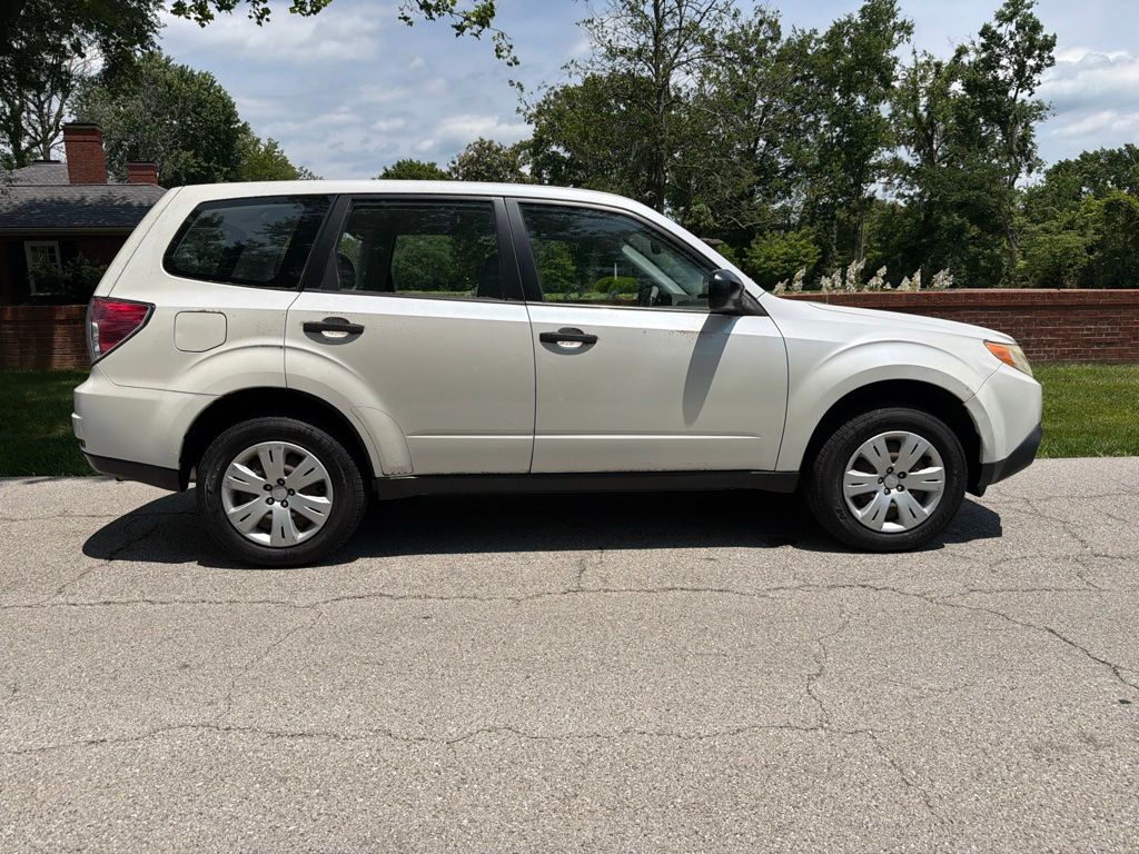 Used 2010 Subaru Forester X with VIN JF2SH6AC6AH755770 for sale in Frankfort, KY
