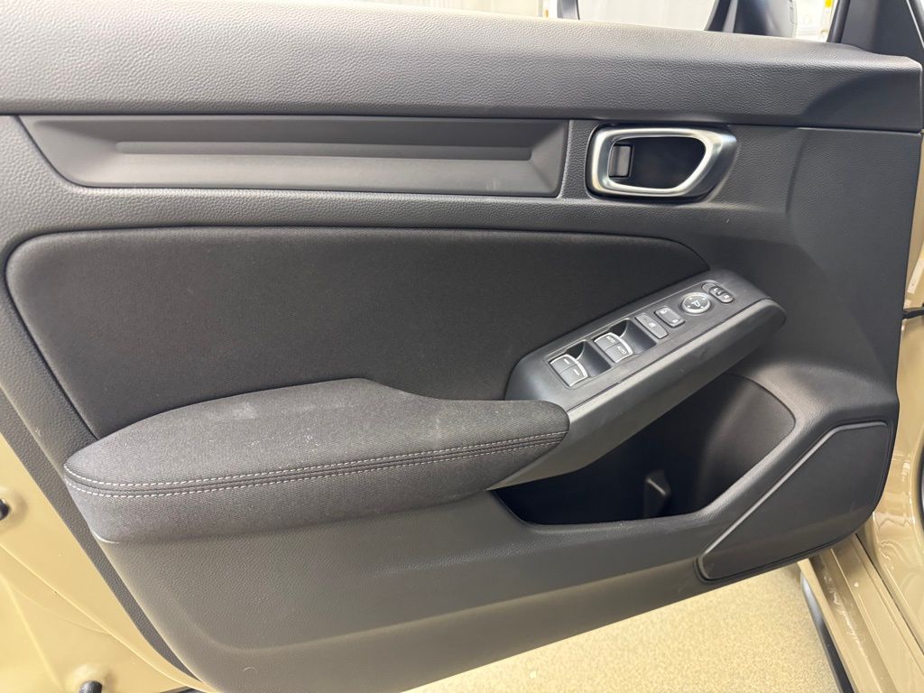 2025 Honda Civic Hatchback Sport - Photo 8