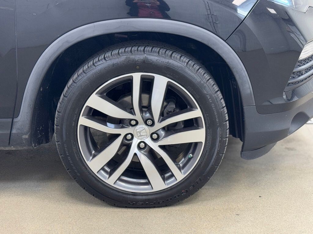 Used 2016 Honda Pilot Elite SUV