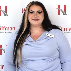 Staff member Hattie Wofford from ID_399c8f
