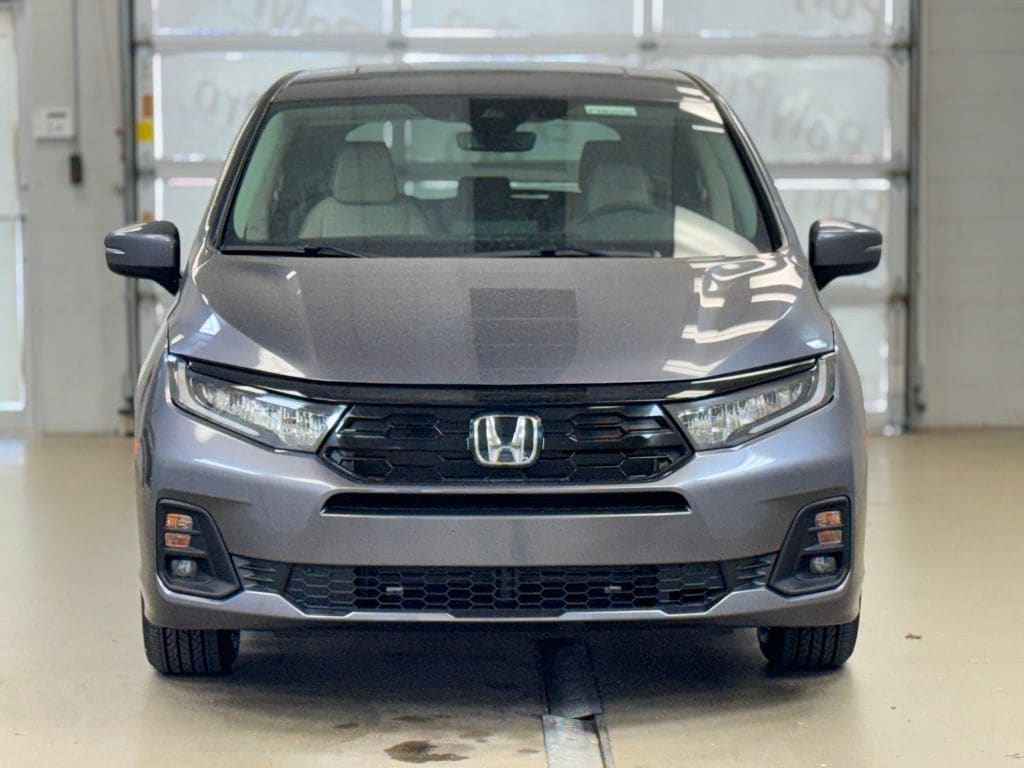 New 2026 Honda Odyssey Touring Minivan/Van