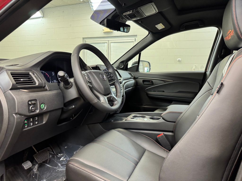 2025 Honda Ridgeline TrailSport - Photo 14