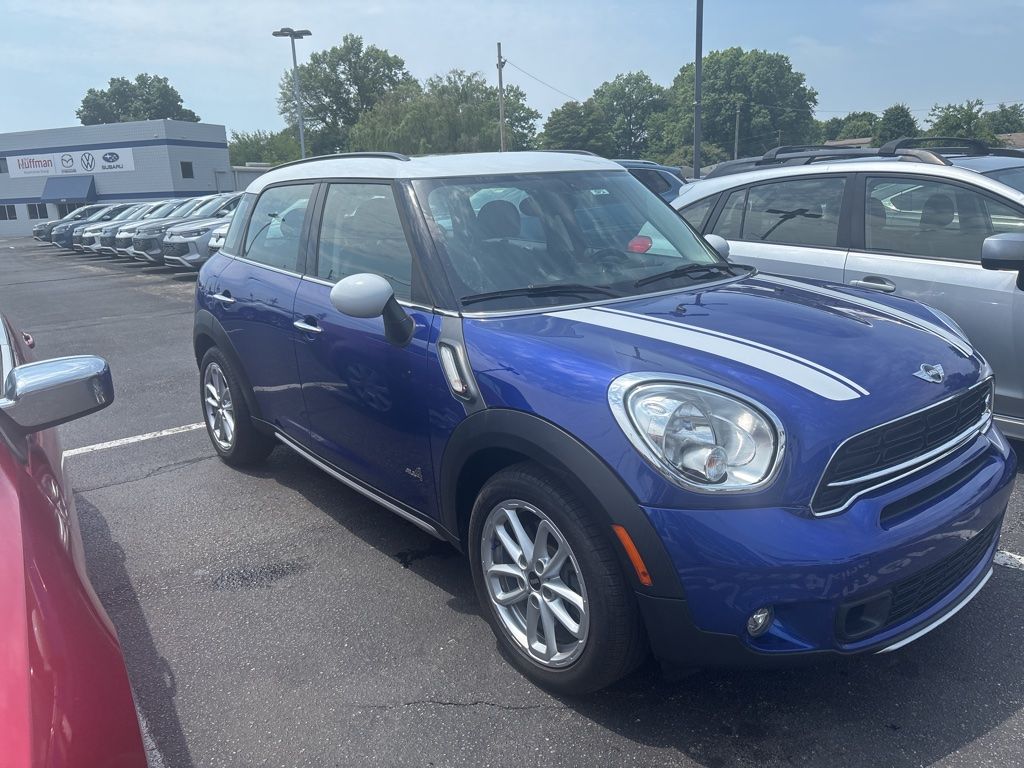 2016 MINI Countryman Countryman S ALL4's photo