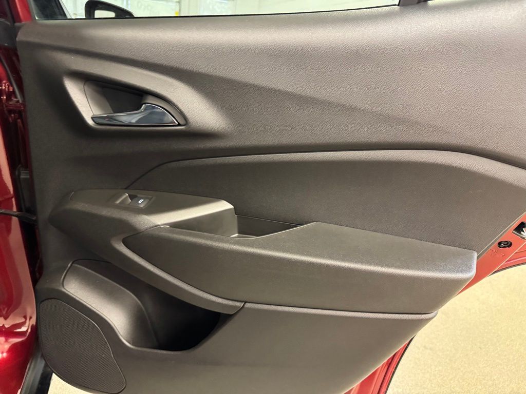 2024 Chevrolet Trax Activ - Photo 23