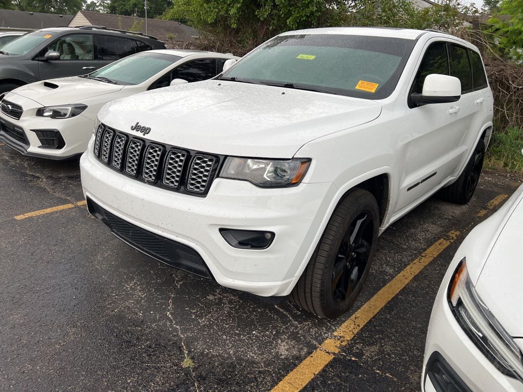 2018 Jeep Grand Cherokee Altitude 4WD's photo