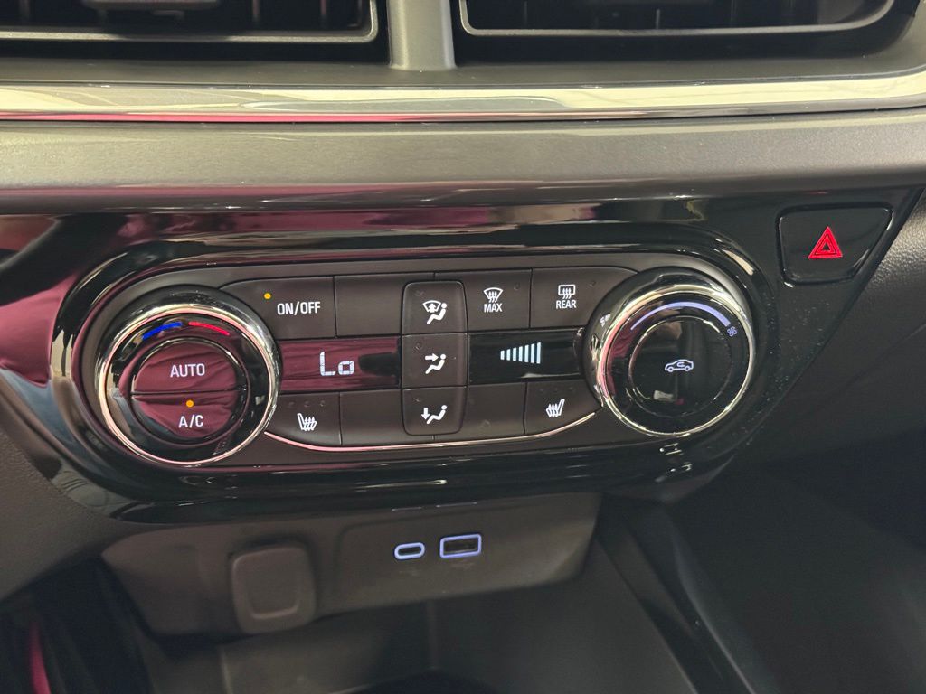 2024 Chevrolet Trax Activ - Photo 33