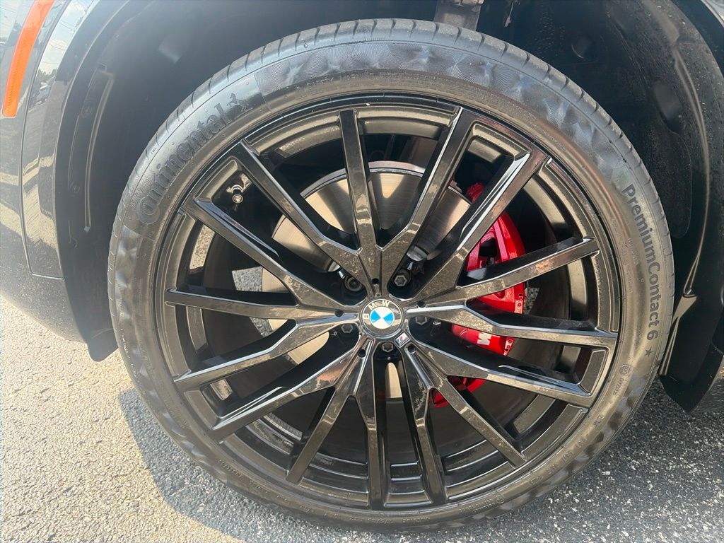 2024 BMW X5 12