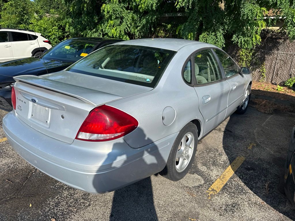 Used 2007 Ford Taurus SE with VIN 1FAFP53U77A197907 for sale in Louisville, KY