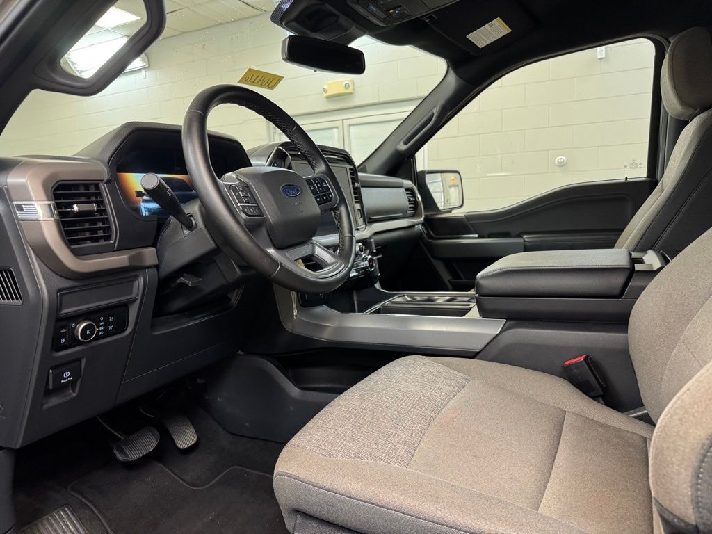 2024 Ford F-150 XLT - Photo 13