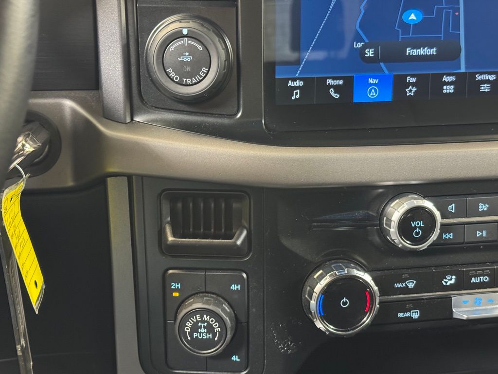 2024 Ford F-150 XLT - Photo 35