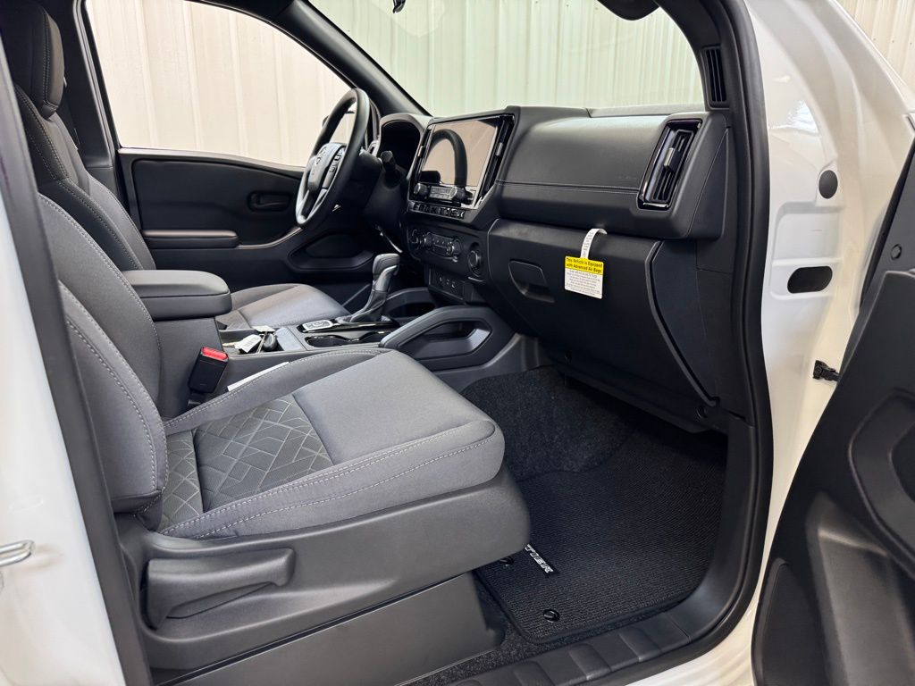 2026 Nissan Frontier SV - Photo 26