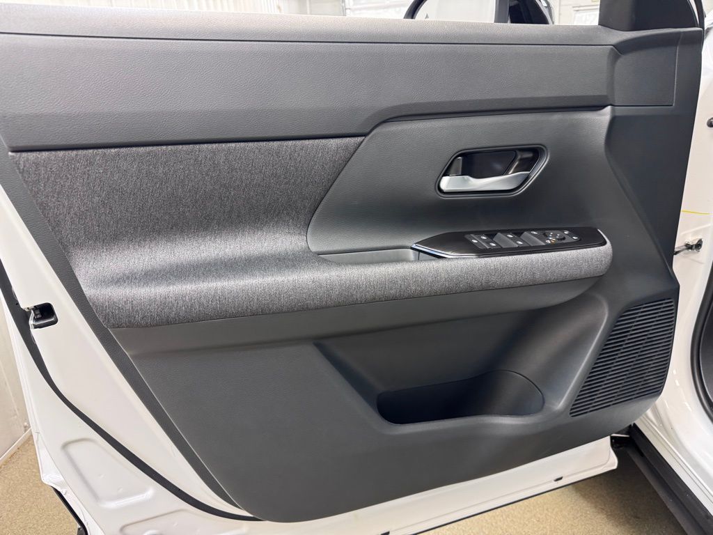 2026 Nissan KICKS SV AWD - Photo 8