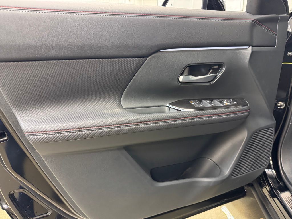 2026 Nissan KICKS SR AWD - Photo 8