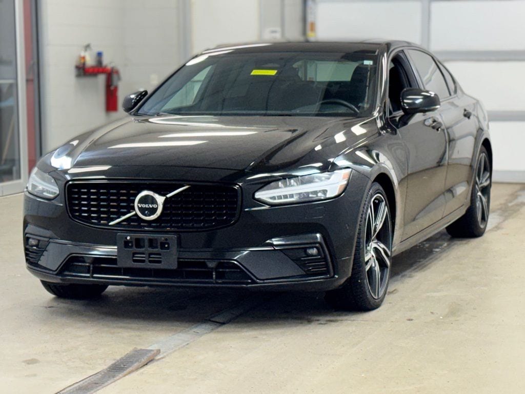 Used 2022 Volvo S90 B6 R-Design Sedan