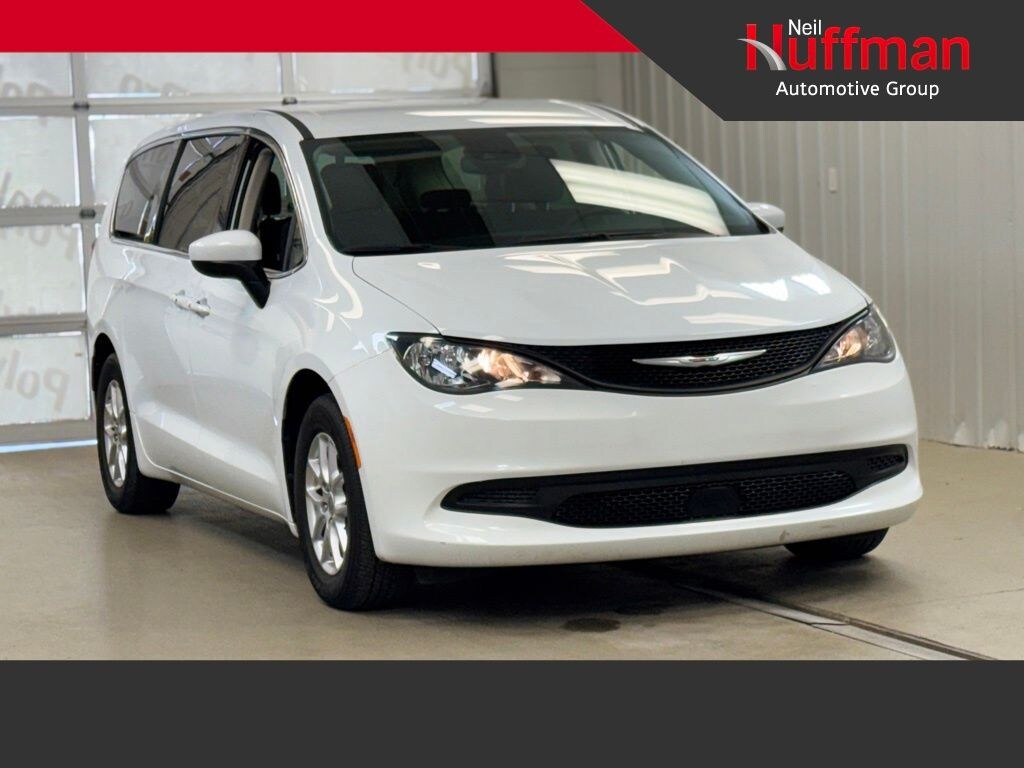 Used 2023 Chrysler Voyager LX Minivan/Van
