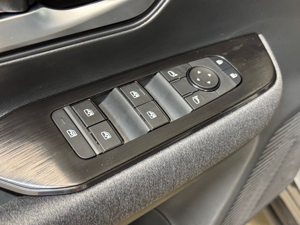 2026 Nissan KICKS SV AWD - Photo 9