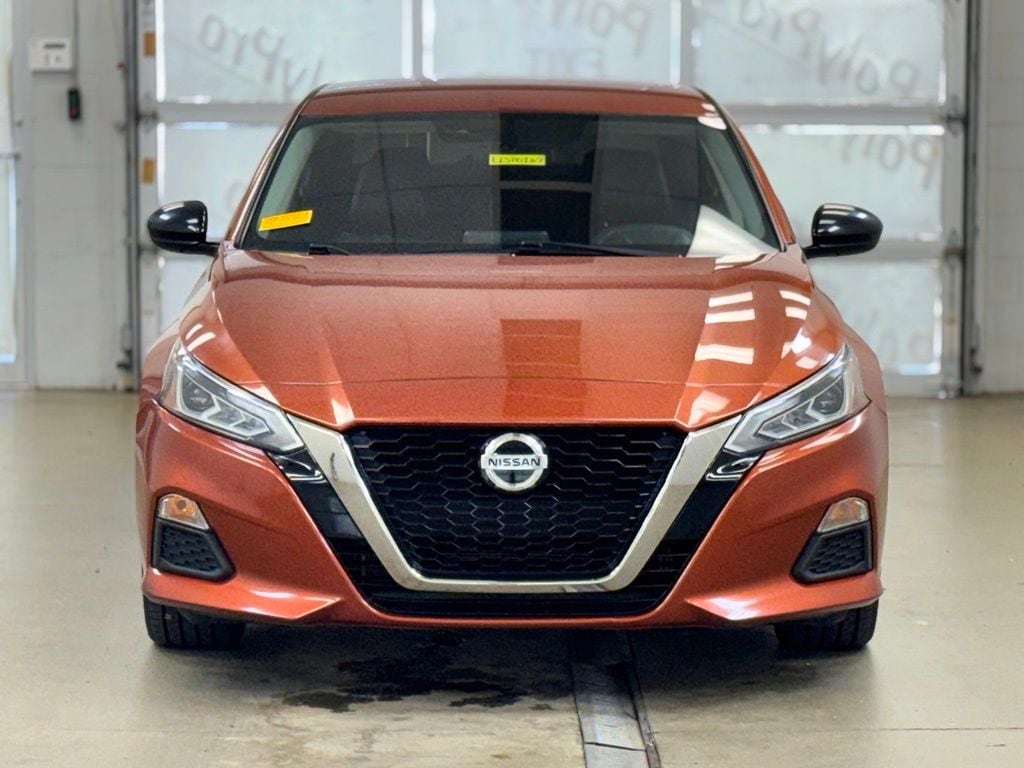 Used 2019 Nissan Altima SR with VIN 1N4BL4CV7KC199263 for sale in Frankfort, KY