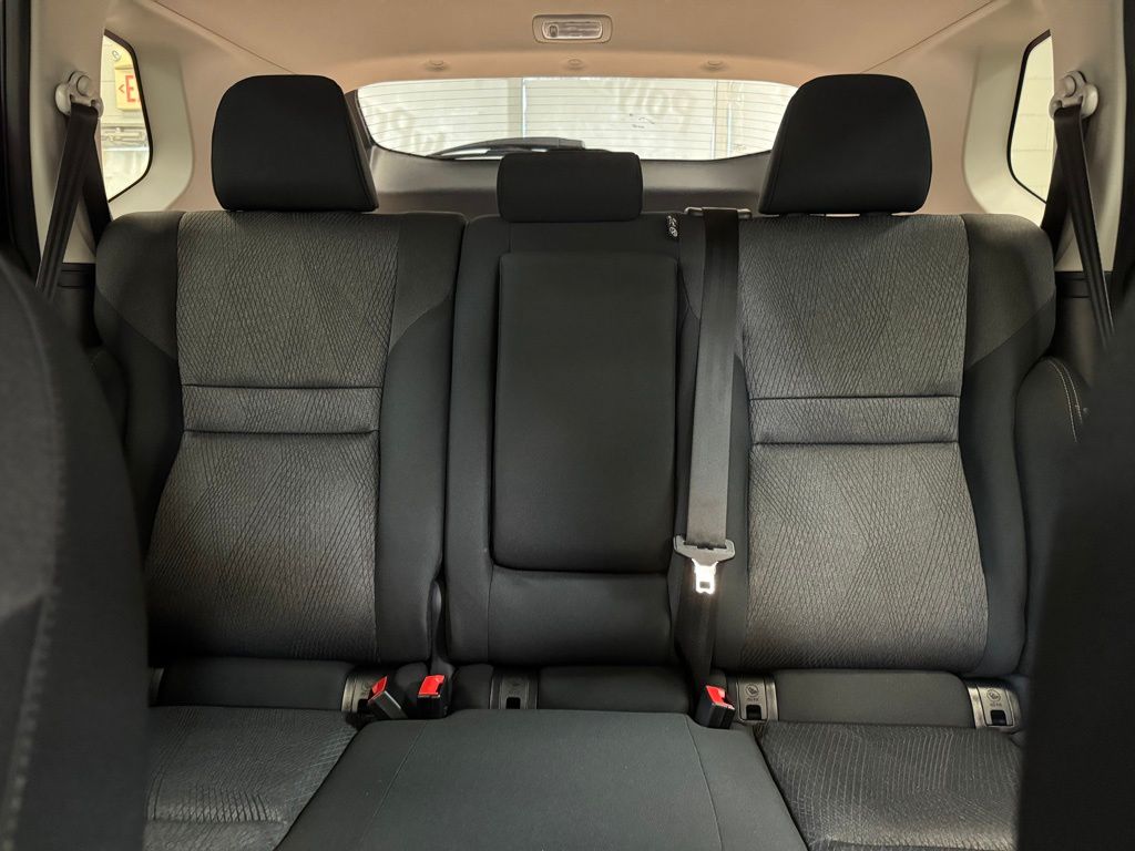 2026 Nissan Rogue SV - Photo 13