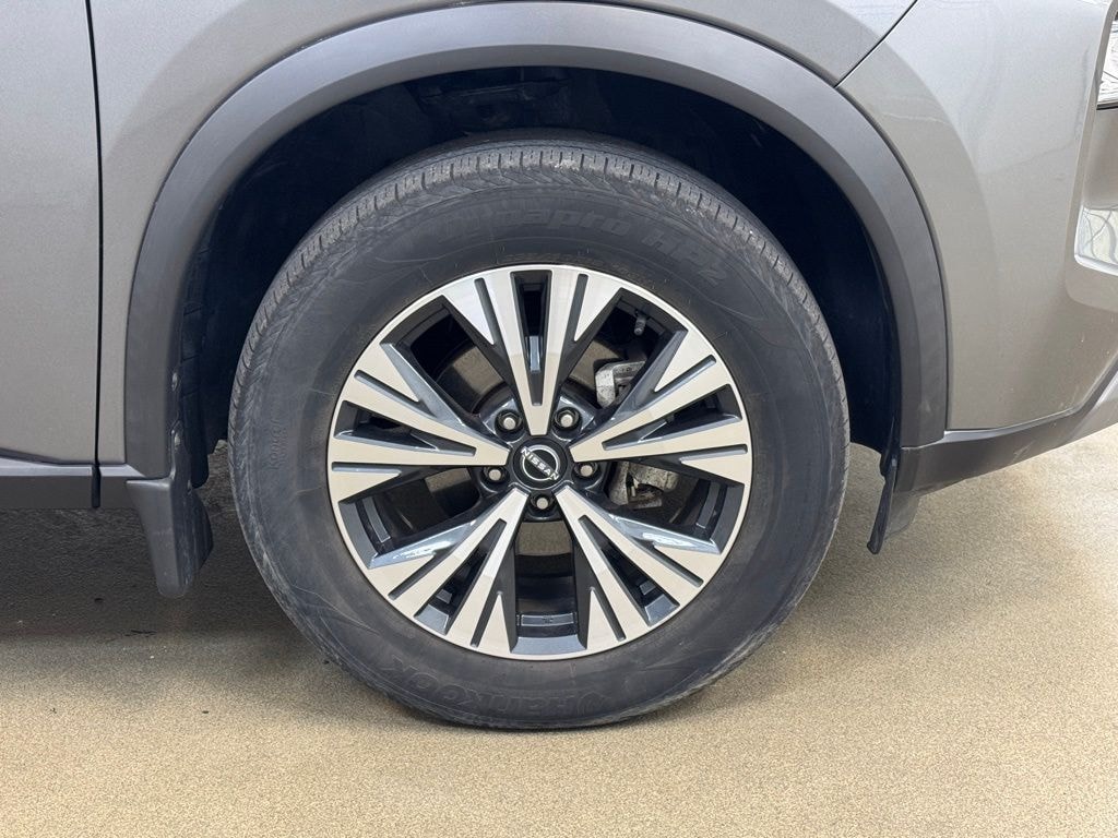 Used 2022 Nissan Rogue SV SUV