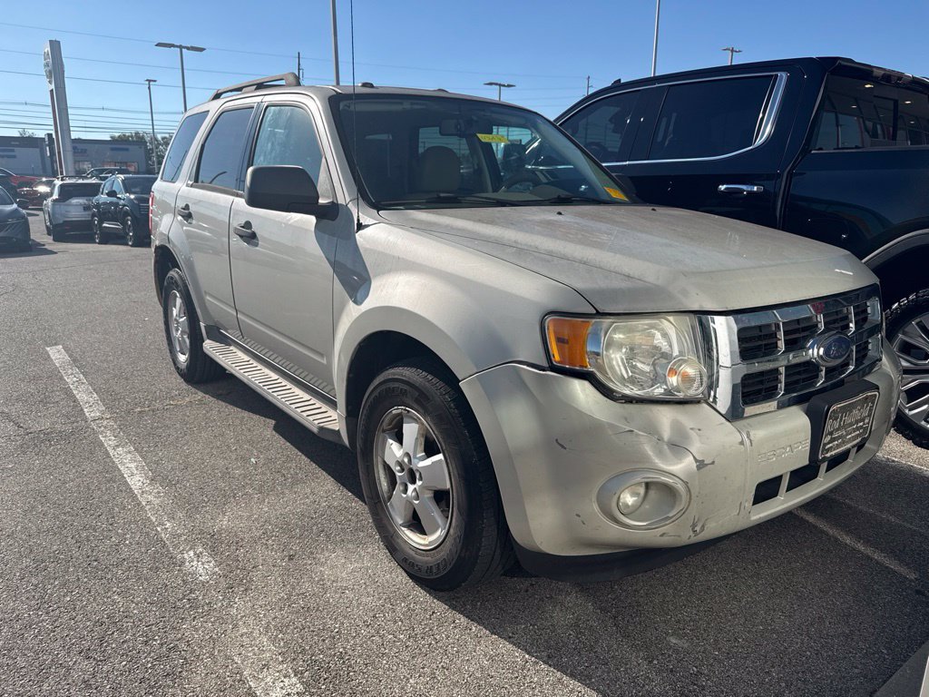 Used 2009 Ford Escape XLT with VIN 1FMCU93G59KC34212 for sale in Frankfort, KY