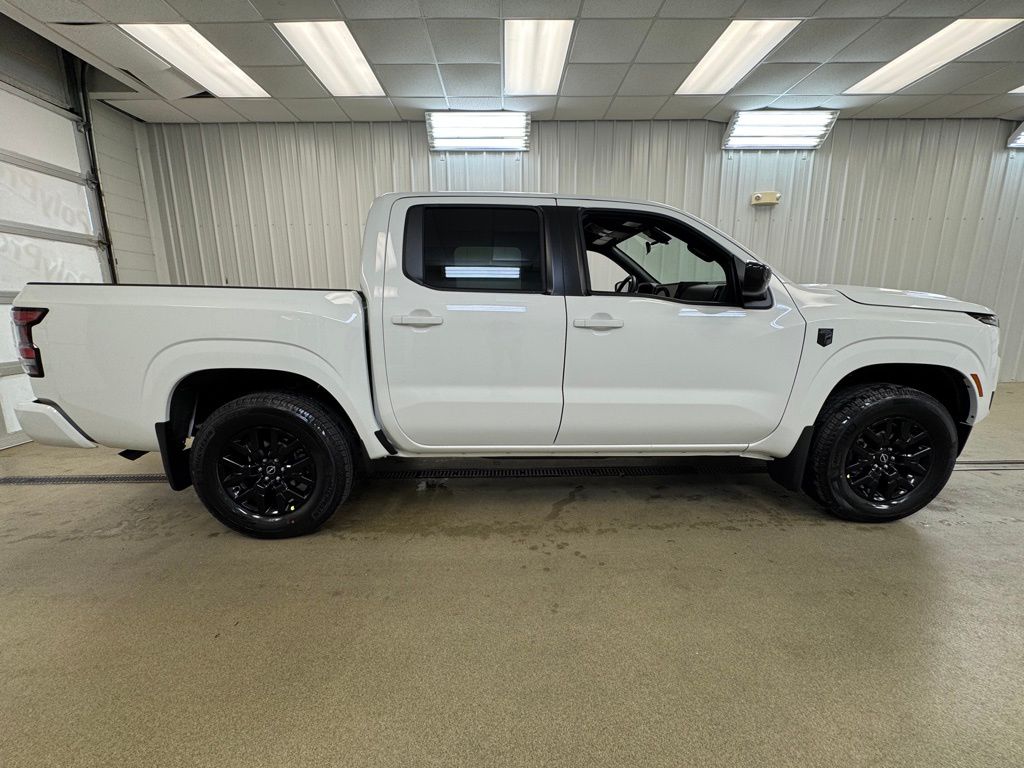 2026 Nissan Frontier SV - Photo 5