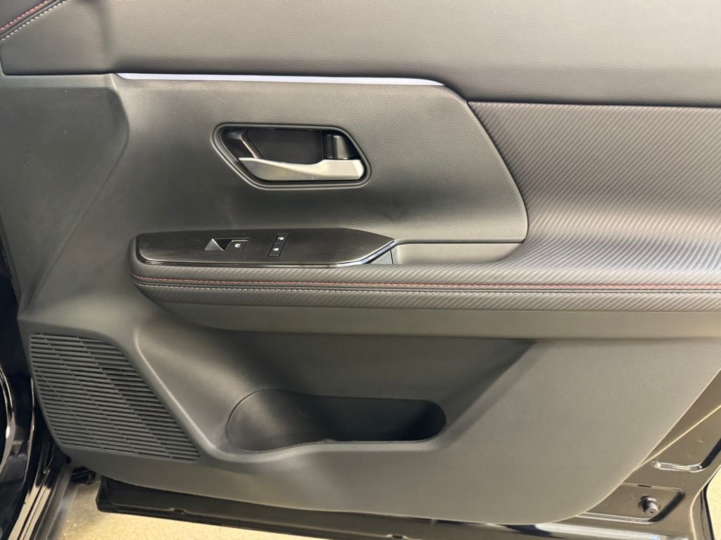 2026 Nissan KICKS SR AWD - Photo 27
