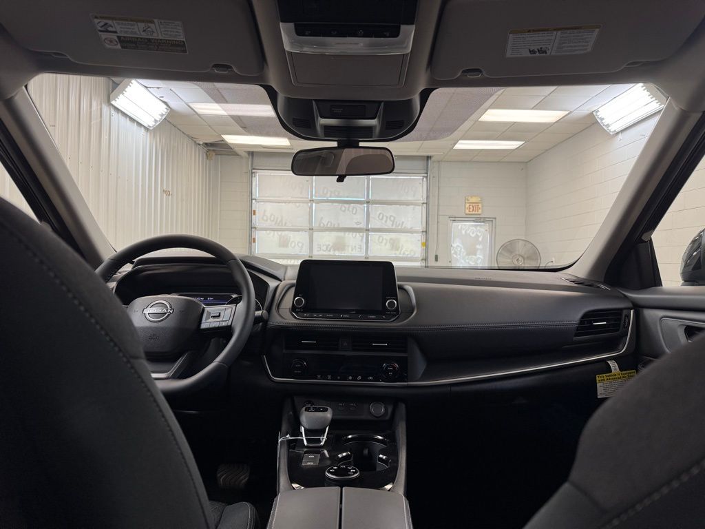 2026 Nissan Rogue SV - Photo 19