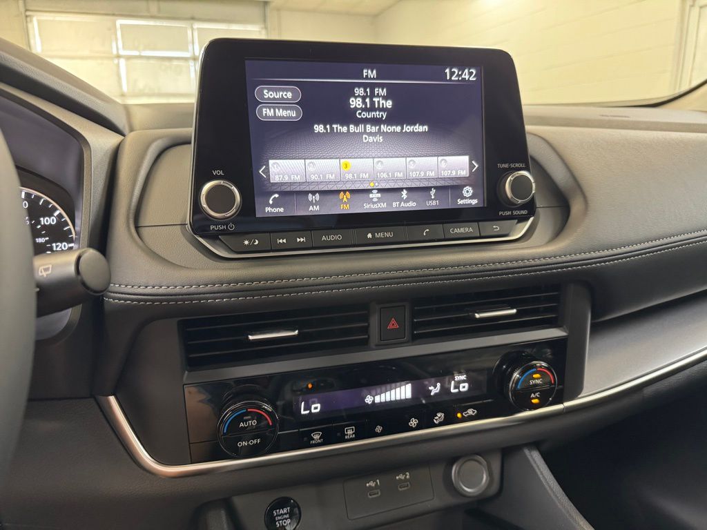 2026 Nissan Rogue SV - Photo 36