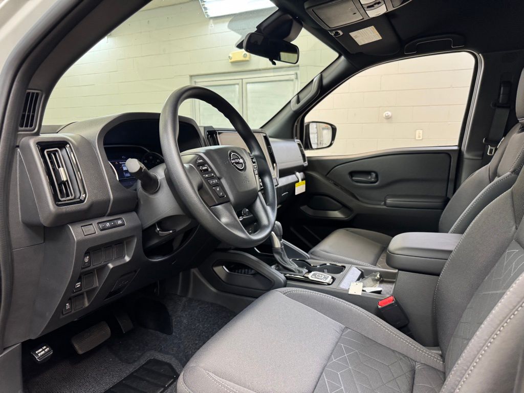 2026 Nissan Frontier SV - Photo 13