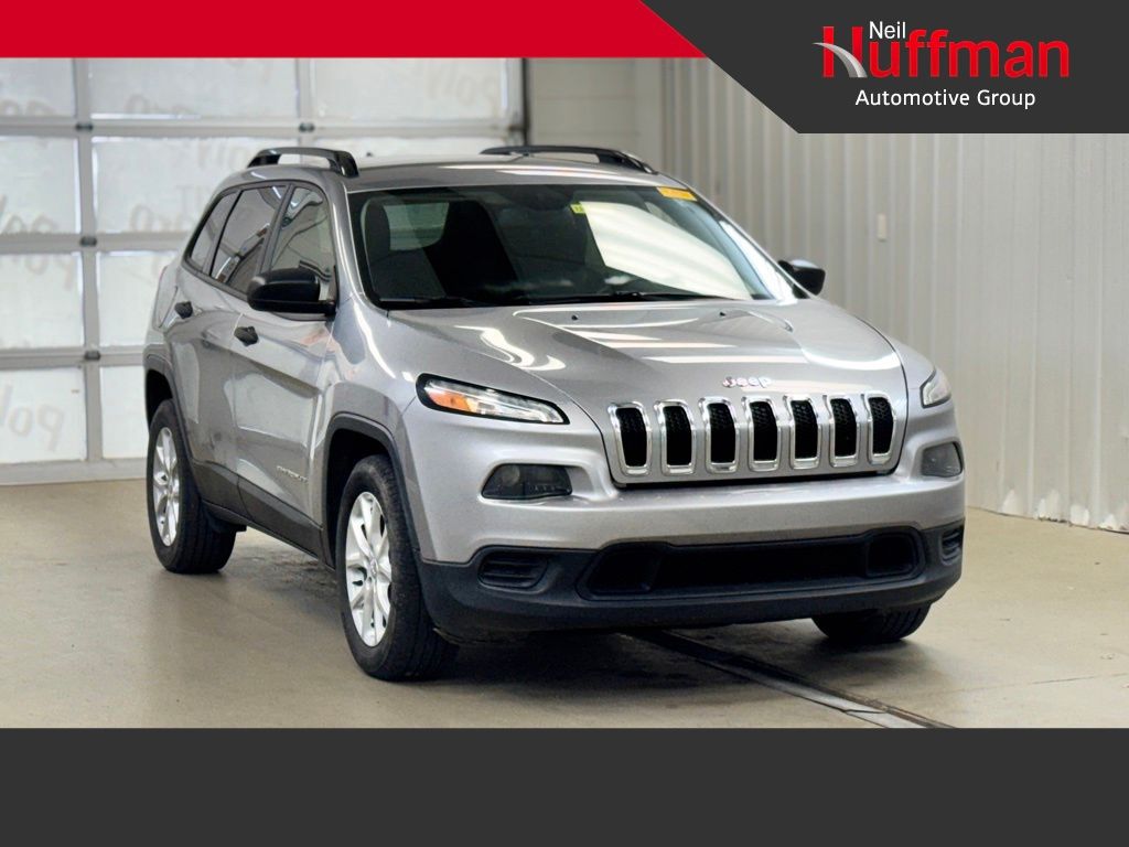 2017 Jeep Cherokee Sport's photo
