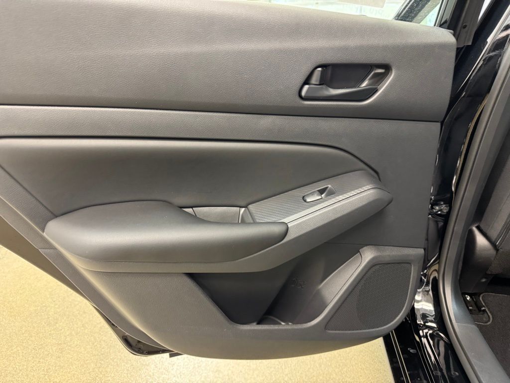 2025 Nissan Altima S - Photo 14