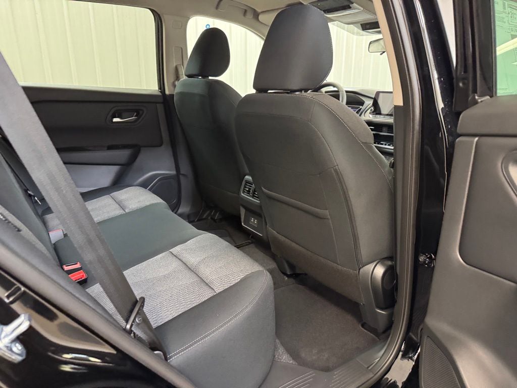 2026 Nissan Rogue SV - Photo 24