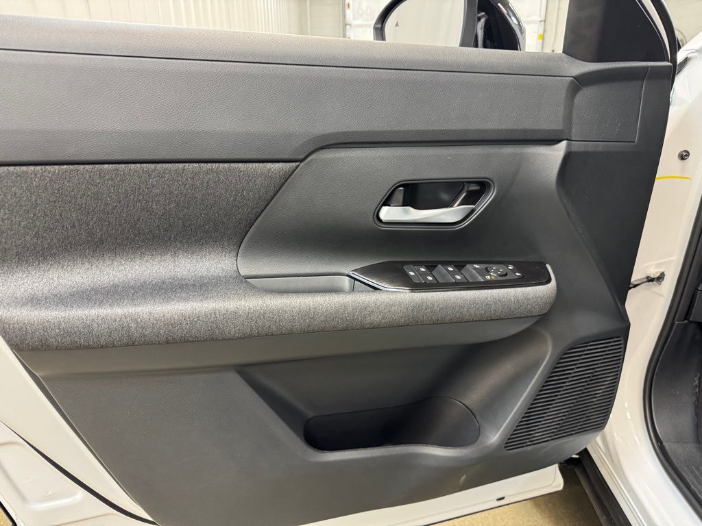 2026 Nissan KICKS SV AWD - Photo 8