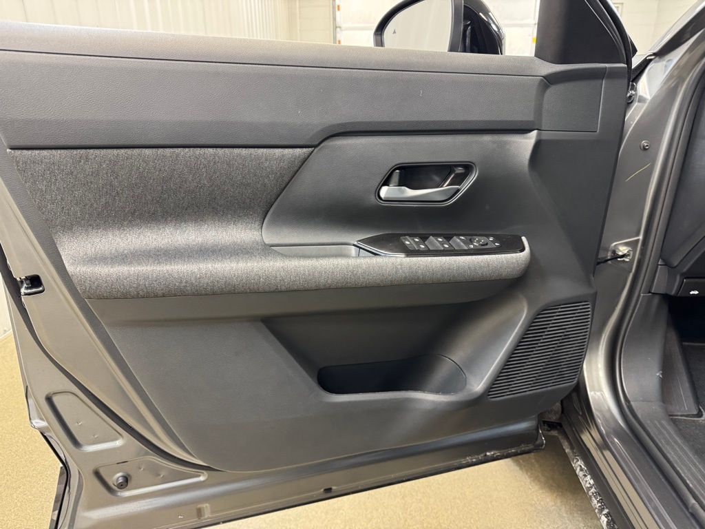 2026 Nissan KICKS SV AWD - Photo 8